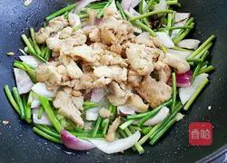 pass Illustration of how to make oily pork 9