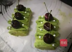 Illustration of how to make matcha mango cake roll 19