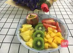 Illustration of how to make fruit pizza (sour, full of vitamin C) 2