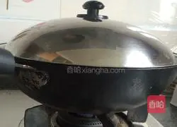 Illustration of how to make sweet and sour crucian carp 12