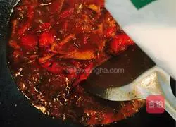 Illustration of making noodles with sauce 8