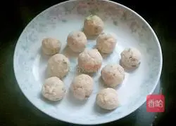 Illustration of how to make crystal radish meatballs 9