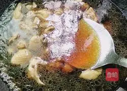 Illustration of Braised Chicken with Mushrooms 5