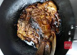 Illustration of how to make braised water with water 8