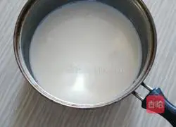 Illustration of how to make strawberry ice cream 2