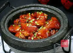 Illustration of how to make rock sugar elbows 18