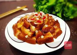 Illustration of how to cook pork elbows in rice cooker sauce 14