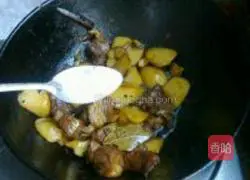 Illustration of Beef Stewed Potatoes 10