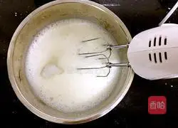 Cranberry Chiffon Cake Recipe Illustration 10