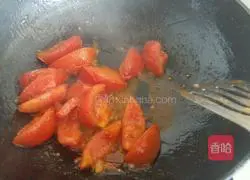 Tomato Beef Vermicelli Soup Illustration 5