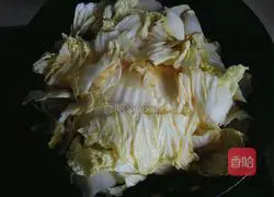 Illustration of how to make tomato stewed cabbage and tofu 8