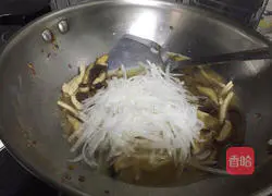 Illustration of how to make Hakka salted glutinous rice balls 14