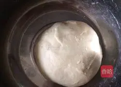 Tuna Corn Pizza Recipe Illustration 1