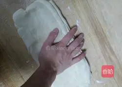 Illustration of how to make chive rolls 7