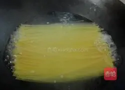 Illustration of how to make Italian tomato pasta 1