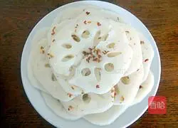 Illustration of how to make honey lotus root 9