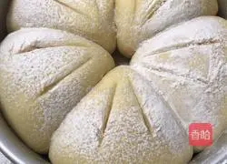 Flower Bread Recipe Illustration 3