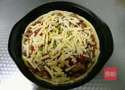 Illustration of how to make homemade bacon pizza 16