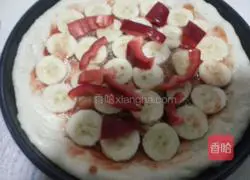 Illustration of how to make banana pizza 9