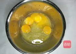 Sea Salt Chives and Meat Floss Cake Roll Recipe Illustration 3