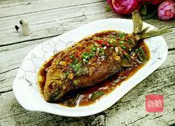 Illustration of braised Wuchang fish 11