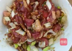 Illustration of how to make oatmeal noodles and mutton noodles 10