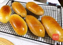 Illustration of making country whole wheat bread 12