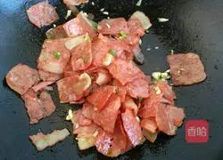 Illustration of how to make fried bell peppers with bacon 6