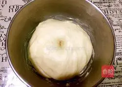 Illustration of how to make croissants 7