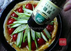 Illustration of how to make cherry tomato and beef pizza 9