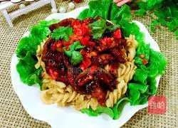 Illustration of how to make black pepper beef tenderloin pasta 6