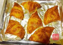 Illustration of Indian Flying Cake Pineapple Pie 14