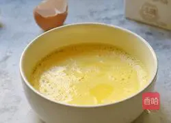 Illustration of how to make milky bread pudding 2