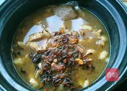 Illustration of how to make Taiwanese braised pork rice 10