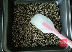 Illustration of making homemade sesame candy 7