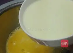 Illustration of how to make mango pancake 2
