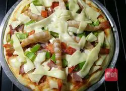 Bacon and Prawn Pizza Recipe Illustration 13