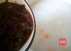 Illustration of how to make vegetable and pork liver porridge 11