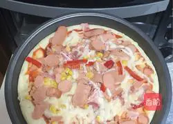 Pictures of making sausage pizza 1