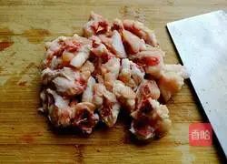 Illustration of how to make braised chicken and rice 1