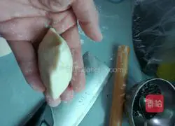 Illustration of how to make sesame candy hedgehog buns 13