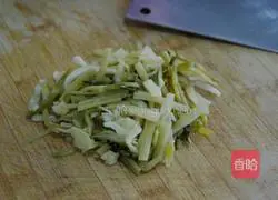 Illustration of how to make stir-fried pork with kimchi 2