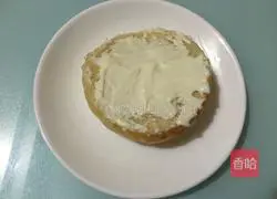 Illustration of how to make crispy chicken steak cheeseburgers 11