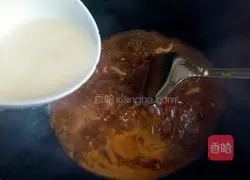 Illustration of how to make carp with black bean sauce 9