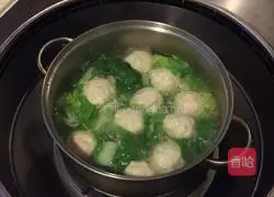 Illustration of how to make cabbage, tofu and ball soup 5