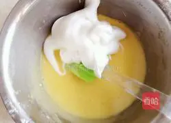 How to make black sesame cake rolls Illustration 4