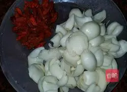 Recipe of Gorgon Lily, Wolfberry, Tremella Soup 3