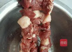 Illustration of how to make kebabs 4