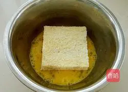 Illustration of how to make ham and toast 8