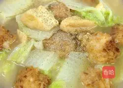 Illustration of how to make radish meatball and cabbage soup 7